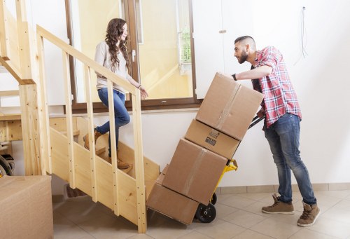 Careful loading and transport for Wandsworth customers